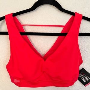 NWT Victoria’s Secret Sports Bra